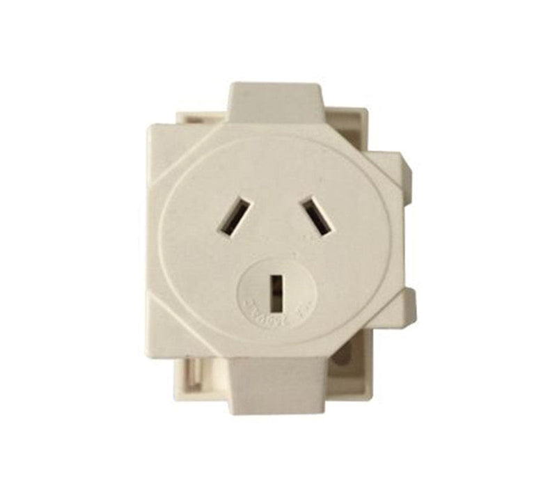 CLA GPO Surface Socket Quick-Connect 3-pin 240V 10A-1